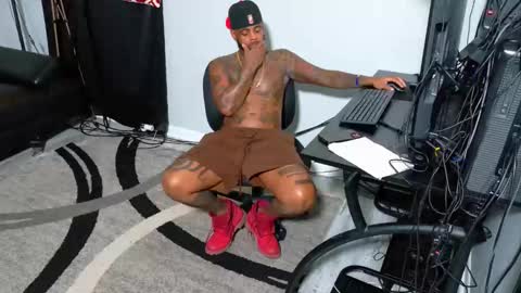 nasty twitter KASHCARTERATL online show from 10/31/25, 03:46