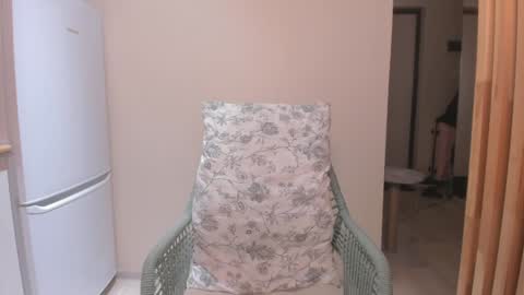 Nika   online show from 01/31/25, 10:52