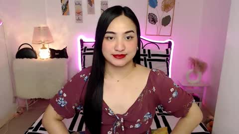 Queen Cyrine online show from 02/15/26, 05:15