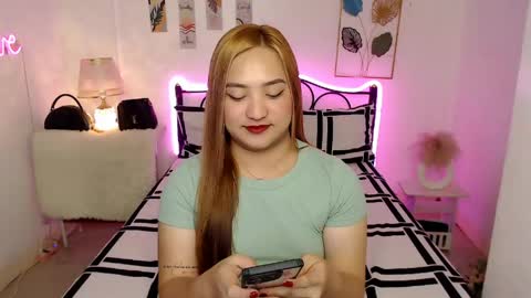 Snapshot of slave_amanda69 chatting on 06/04/26, 05:02 Queen Cyrine online show from 06/04/26, 05:02