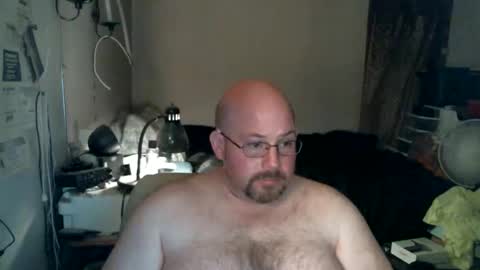 Snapshot of slavejim518 chatting on 03/08/26, 04:38 slavejim online show from 03/08/26, 04:38