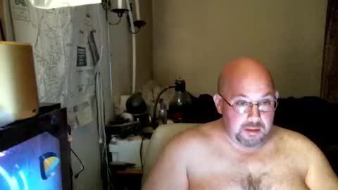 Snapshot of slavejim518 chatting on 03/29/26, 04:23 slavejim online show from 03/29/26, 04:23