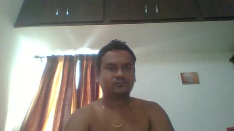 Snapshot of slaveqteguy chatting on 10/22/25, 07:19 slaveqteguy online show from 10/22/25, 07:19