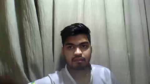 Snapshot of slavesj18 chatting on 12/18/25, 04:24 Add me on hangout sjcool1998 online show from 12/18/25, 04:24