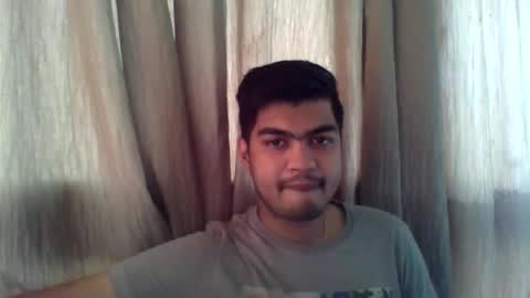 Snapshot of slavesj18 chatting on 01/06/26, 04:38 Add me on hangout sjcool1998 online show from 01/06/26, 04:38