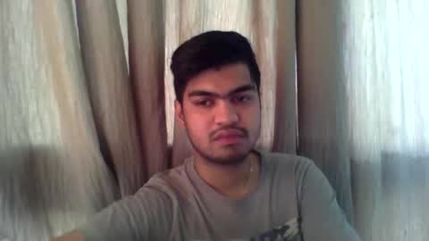 Snapshot of slavesj18 chatting on 01/08/26, 04:37 Add me on hangout sjcool1998 online show from 01/08/26, 04:37