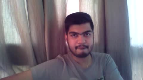 Snapshot of slavesj18 chatting on 02/11/26, 04:17 Add me on hangout sjcool1998 online show from 02/11/26, 04:17