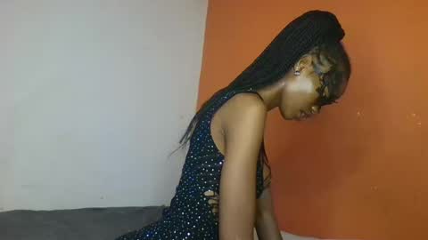 Snapshot of slaybby chatting on 02/17/25, 01:32 Slaybby online show from 02/17/25, 01:32