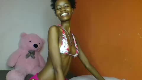 Snapshot of slaybby chatting on 03/11/25, 07:03 Slaybby online show from 03/11/25, 07:03