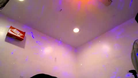 Sleazyycarlitx online show from 11/17/25, 08:20