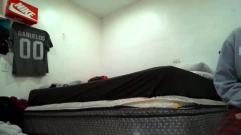 Sleazyycarlitx online show from 12/14/25, 07:36