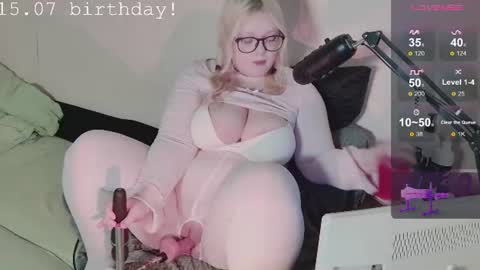 SleepyHeadCat online show from 07/11/26, 10:22