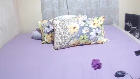 slender_sweetbabe online show from 03/30/26, 11:33