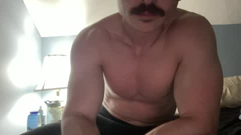 Snapshot of slickmass chatting on 06/17/26, 02:47 SlickMass online show from 06/17/26, 02:47