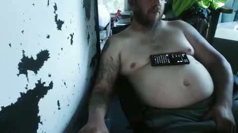slickwill2391 online show from 04/23/26, 11:29