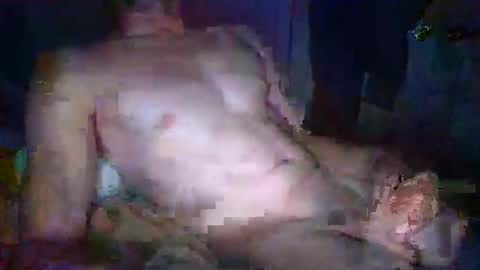 Snapshot of slideitin96 chatting on 10/13/25, 04:12 slideitin96 online show from 10/13/25, 04:12