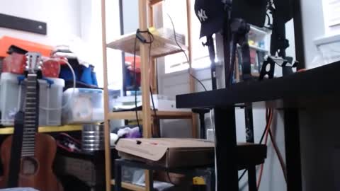 sliderguy699 online show from 02/04/25, 06:06