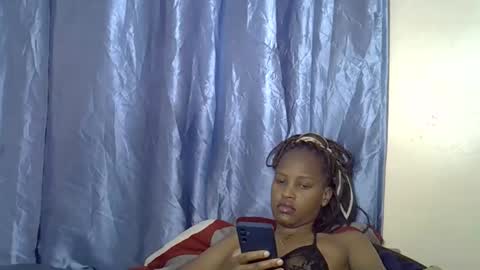 Alicia online show from 11/21/25, 08:02