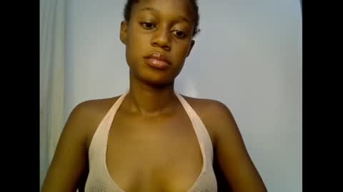 Snapshot of slim_candy12 chatting on 06/24/26, 08:24 Lily online show from 06/24/26, 08:24