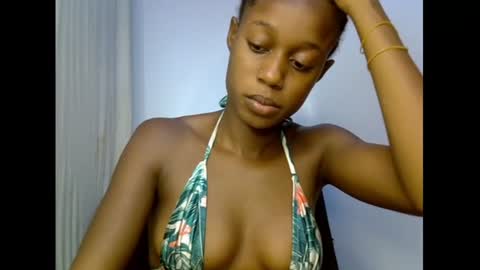 Snapshot of slim_candy12 chatting on 06/28/26, 07:03 Lily online show from 06/28/26, 07:03