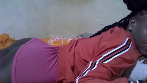 slim_girl3 online show from 10/22/25, 07:24