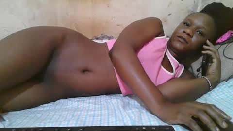 Snapshot of slim_girl3 chatting on 06/17/26, 05:32 slim_girl3 online show from 06/17/26, 05:32