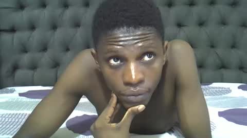 Snapshot of slim_long01 chatting on 05/16/26, 06:32 slim long01 online show from 05/16/26, 06:32