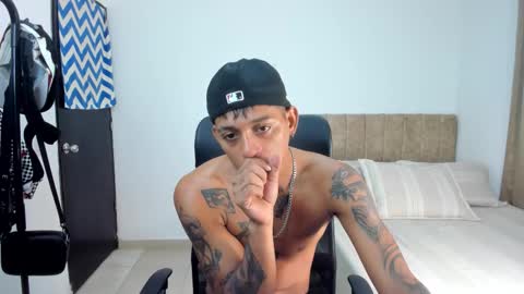 slim_master12 online show from 12/05/25, 03:30