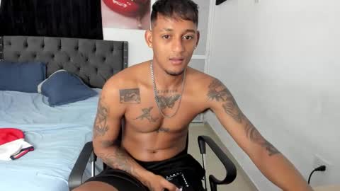 Snapshot of slim_master12 chatting on 04/29/26, 10:38 slim_master12 online show from 04/29/26, 10:38