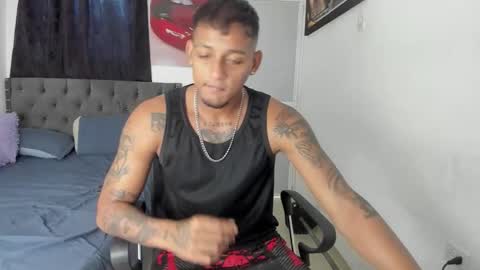 Snapshot of slim_master12 chatting on 05/28/26, 10:29 slim_master12 online show from 05/28/26, 10:29