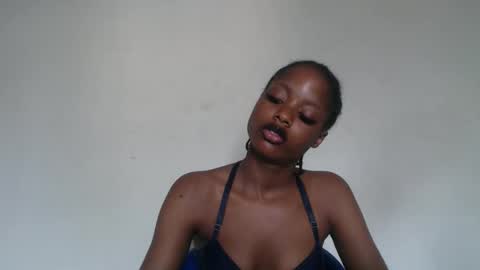 perry online show from 03/28/26, 09:09