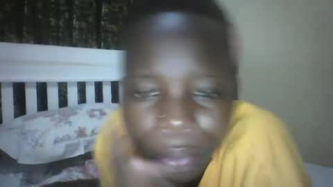 slim_petite_ebony online show from 12/22/24, 07:31