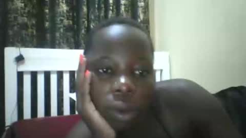 slim_petite_ebony online show from 02/19/25, 02:23