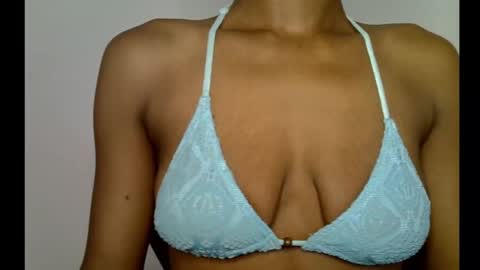 Snapshot of slim_petitqueen chatting on 12/17/25, 07:36 Alice online show from 12/17/25, 07:36