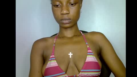 Snapshot of slim_petitqueen chatting on 01/09/26, 09:49 Alice online show from 01/09/26, 09:49