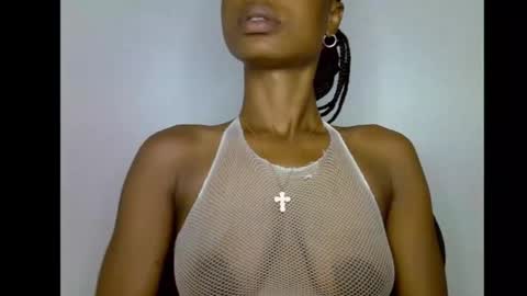 Snapshot of slim_petitqueen chatting on 01/12/26, 06:07 Alice online show from 01/12/26, 06:07