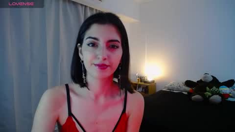 Snapshot of slimbaby69 chatting on 09/18/25, 12:34 Ivi online show from 09/18/25, 12:34