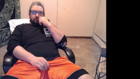 Snapshot of slimdizzy64 chatting on 03/01/25, 09:37 slave drew or slut online show from 03/01/25, 09:37