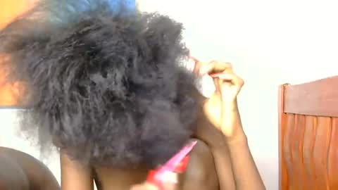 Snapshot of slimdoll2 chatting on 07/07/26, 11:47 slimdoll2 online show from 07/07/26, 11:47