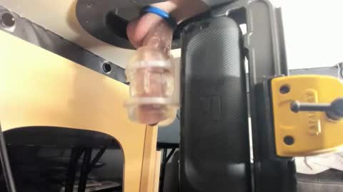 Slimguerrilla online show from 04/16/26, 02:45