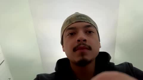 Snapshot of slimjayys chatting on 04/10/26, 03:50 slimjayys online show from 04/10/26, 03:50