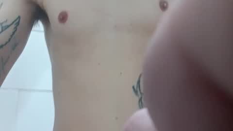 Snapshot of slimjpickin chatting on 02/02/25, 03:49 slimjpickin online show from 02/02/25, 03:49