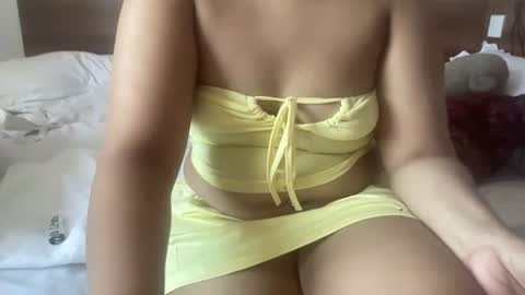 Snapshot of slimthickdesi chatting on 06/24/26, 09:52 slimthickdesi online show from 06/24/26, 09:52