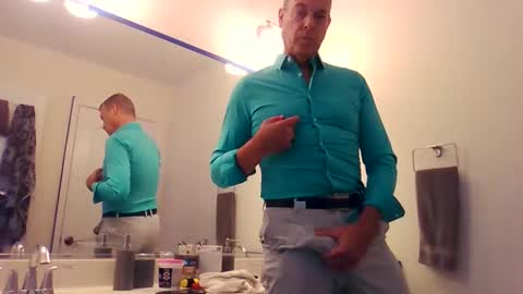 Snapshot of slimtrimdad chatting on 01/11/26, 07:30 slimtrimdad online show from 01/11/26, 07:30