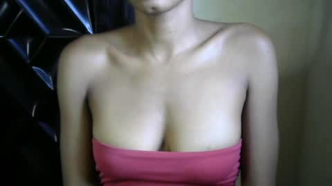 Snapshot of slimzy_hotxx chatting on 05/14/26, 12:01 Grace online show from 05/14/26, 12:01