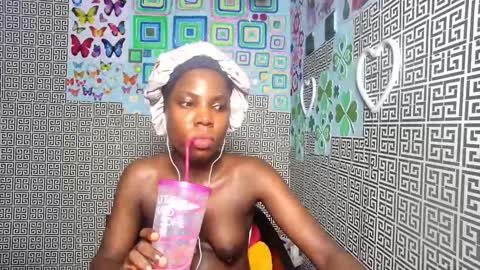 slimzyxdoll online show from 11/19/25, 10:21