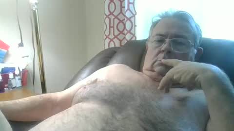 slippery_duck online show from 01/27/25, 02:24