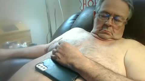 slippery_duck online show from 03/15/26, 01:39