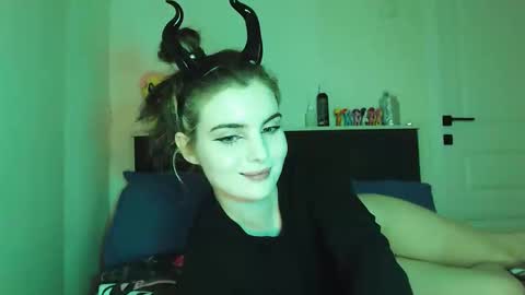 sloomonata online show from 10/27/25, 01:42