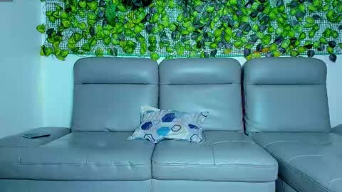 Shellsy  Jack AND THE GREAT Luis MODERATING  online show from 02/20/25, 07:41